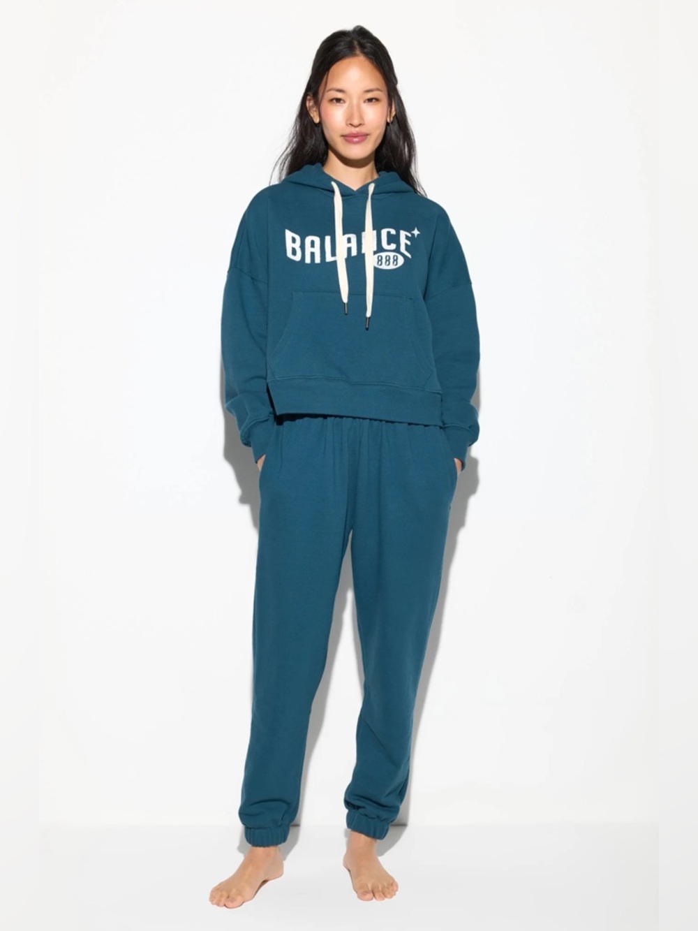 🧘♀️NWT Spiritual Gangster Balance Olsen Cropped Hoodie 888 Large - Picture 4 of 10